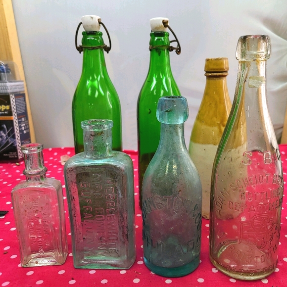 1800's bottles lot of 7.2-Green Glass Bottle